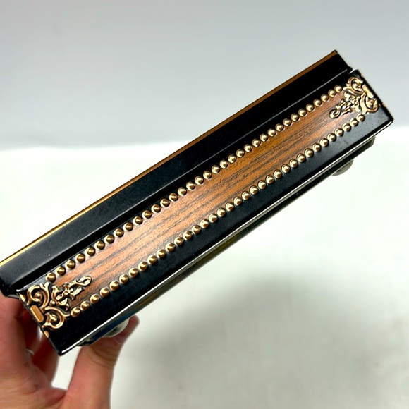 Vintage copper look  embossed ship  confectionery tin  with faux wood look - Picture 11 of 12